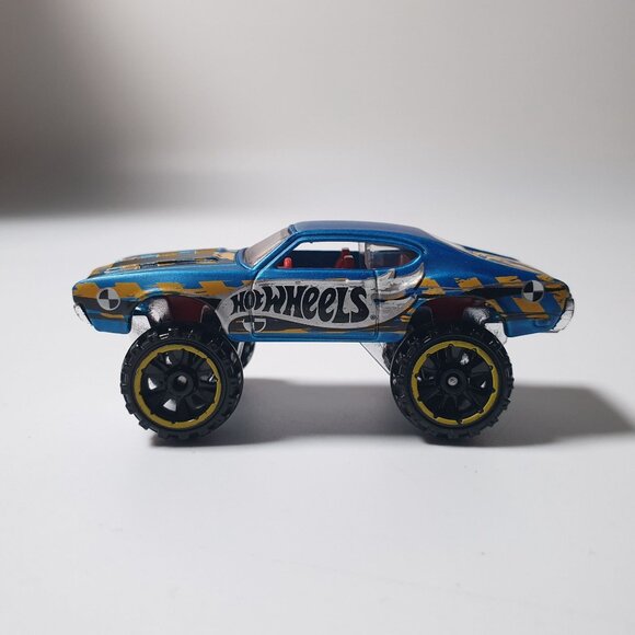 Hot Wheels Olds 442 Die Cast Daredevils Collectable Car Model NO BOX Vintage - Picture 4 of 7